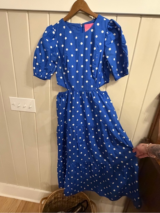 Lilly Pulitzer Dresses & Skirts - Lilly Pulitzer Blue with White Polka Dot Dress, Side Cut-Outs, Size 6